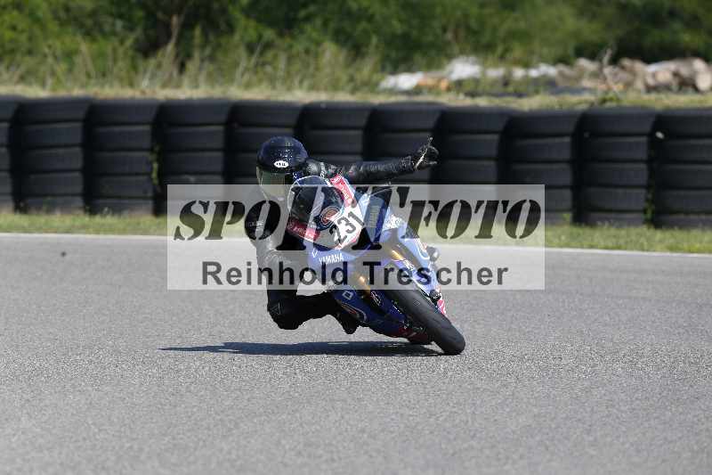/44 09.08.2025 Plüss Moto Sport ADR/Einsteiger/231